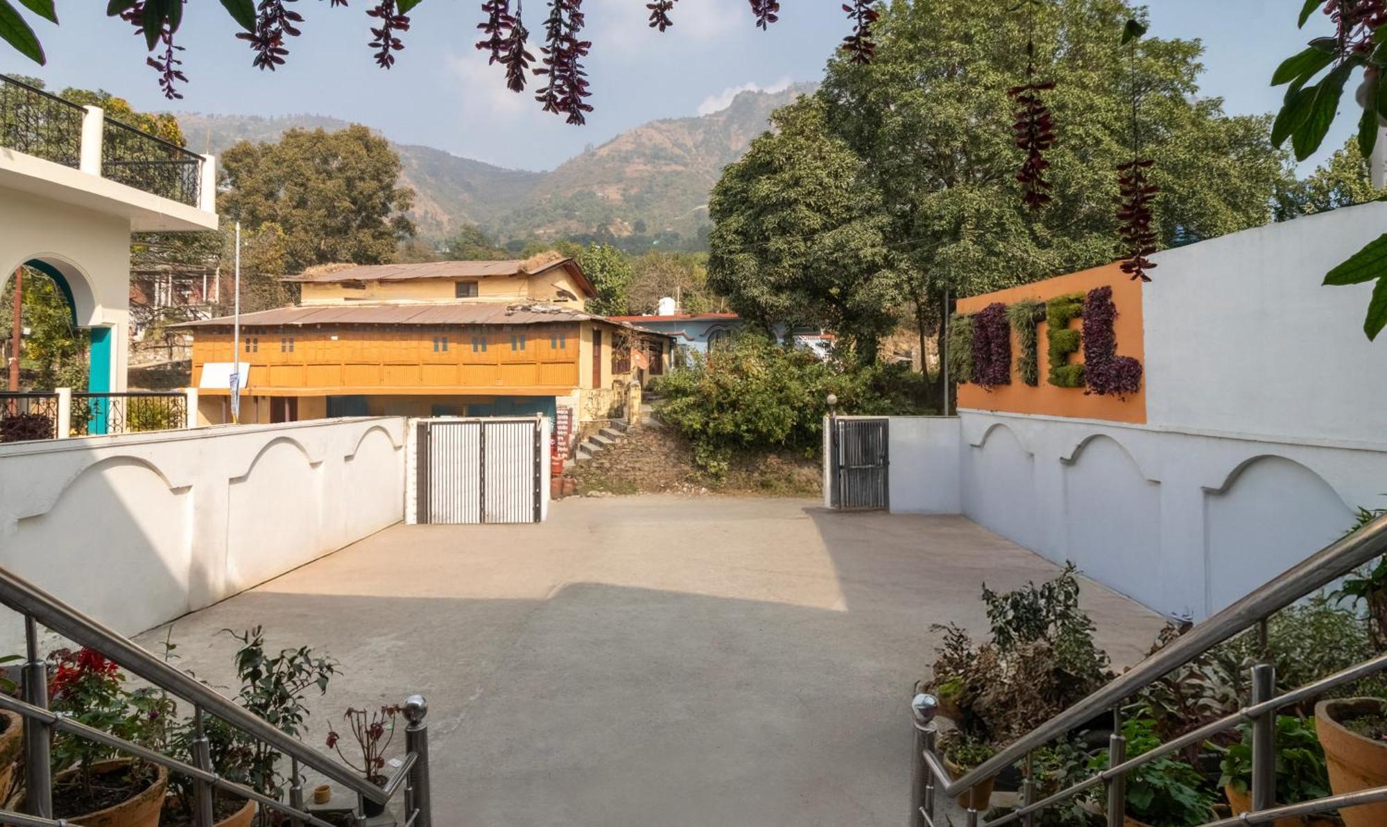 Treebo Spring Birds Hotel Bhimtal Exterior photo